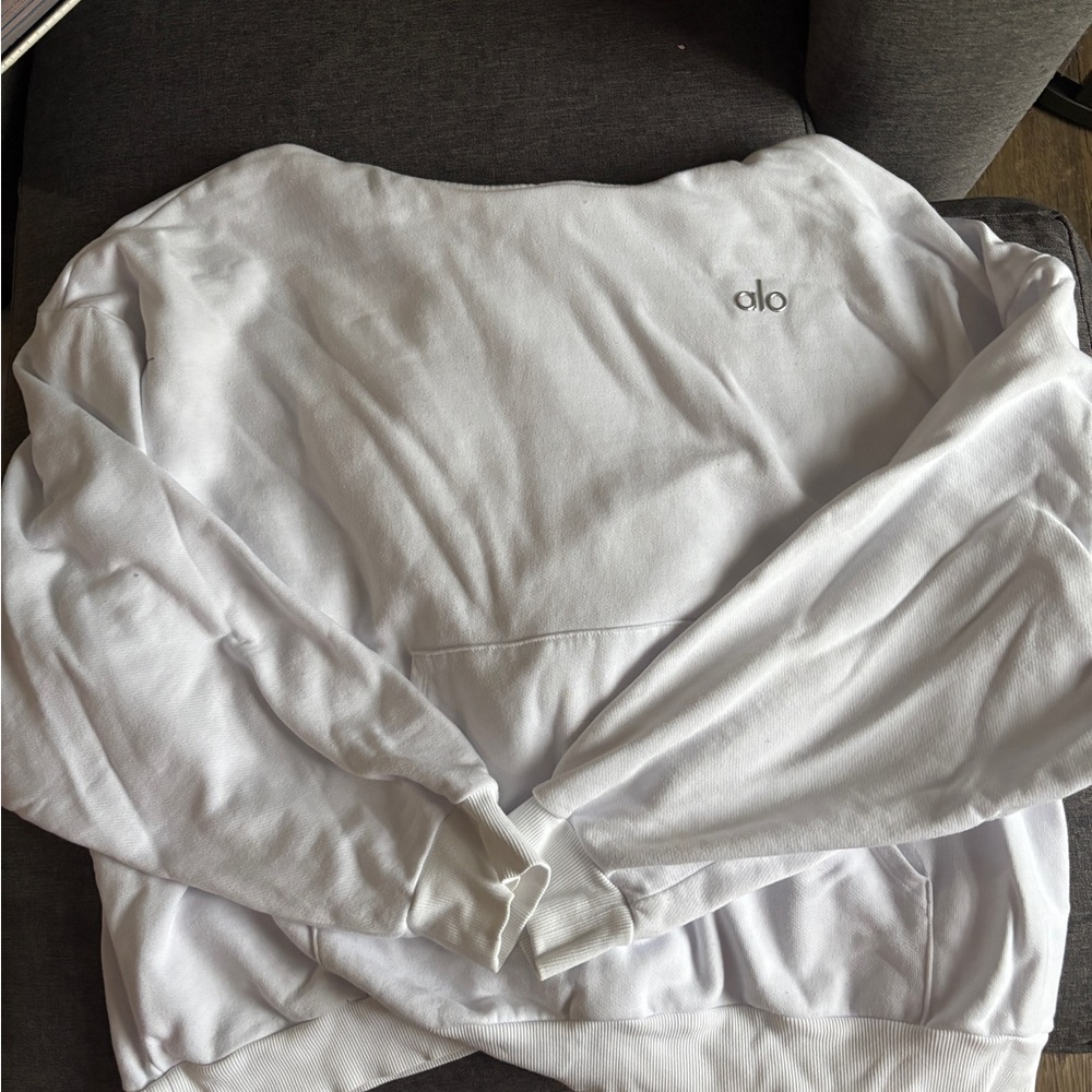 ALO Yoga White Pullover